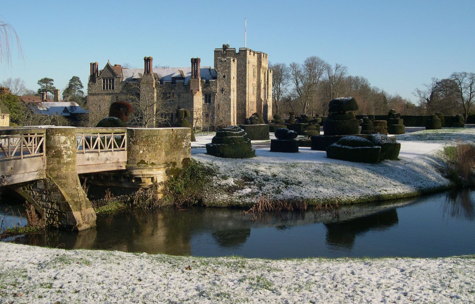 Hever Castle And Gardens - Winter