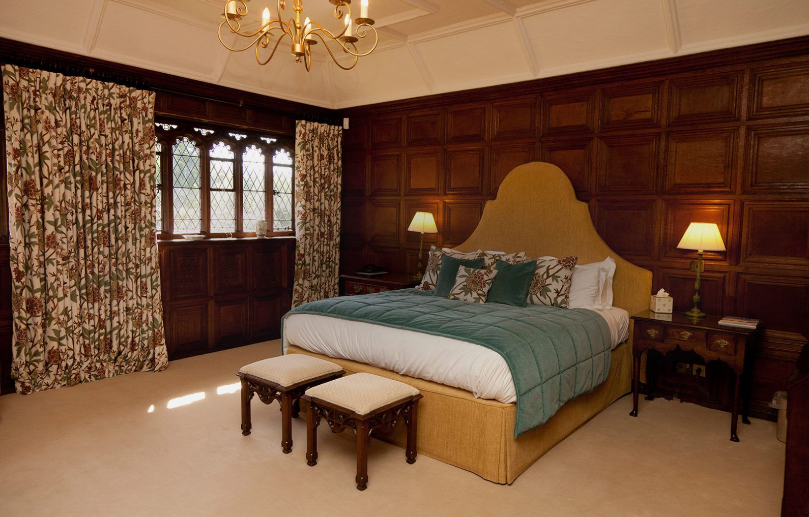 Hever Castle Stay Medley Court Bedroom