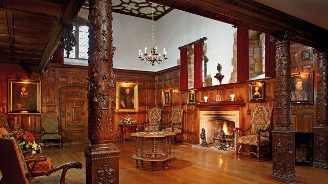 Hever Castle Rooms & Exhibitions Inner Hall