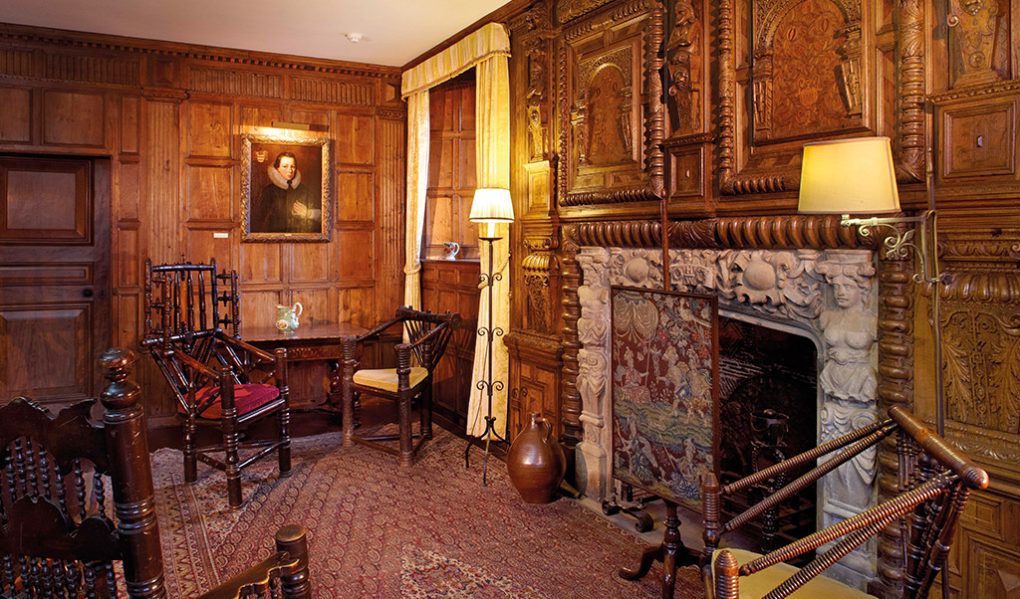 Hever Castle Rooms & Exhibitions Morning Room