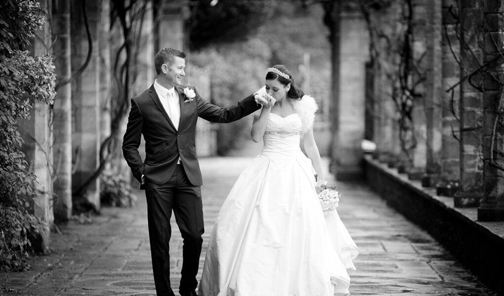 Hever Castle Venue Hire Italian Gardens Wedding Just Married