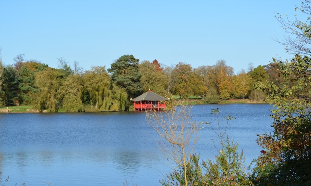 Hever Castle Lake Walk