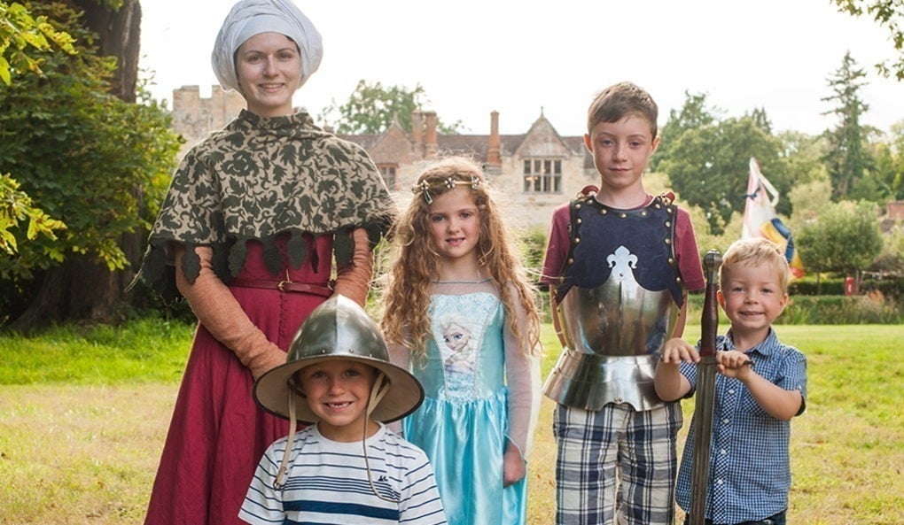 Knights & Princesses School