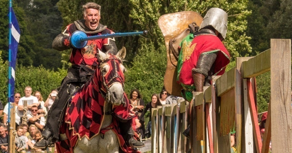 jousting-hever-castle