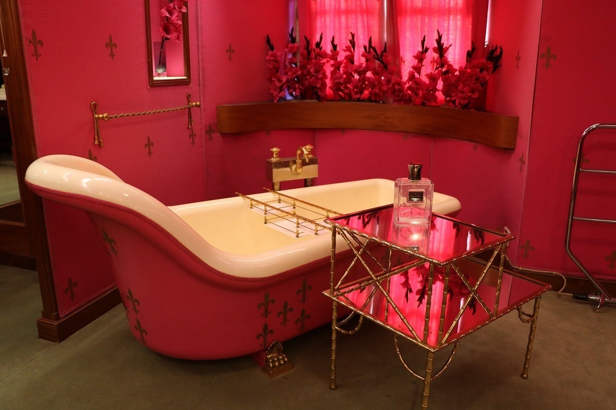 Inside Hever Castle new online subscription for exclusive content