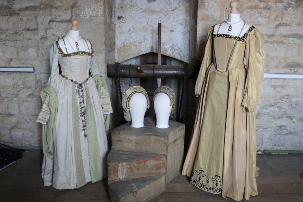 Anne of the Thousand Days dresses